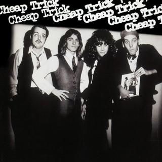 CHEAP TRICK : CHEAP TRICK (1977). Album Cover